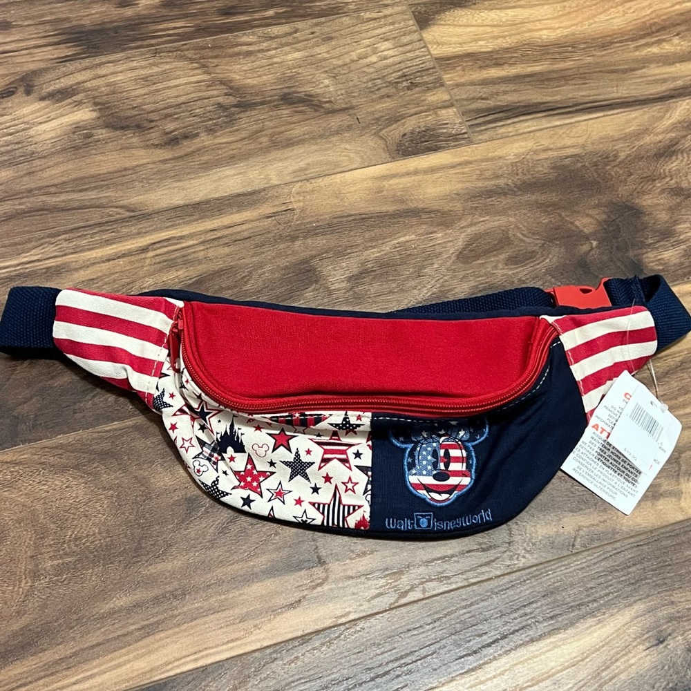 NWT Walt Disney World Americana Fanny Pack - One Size
